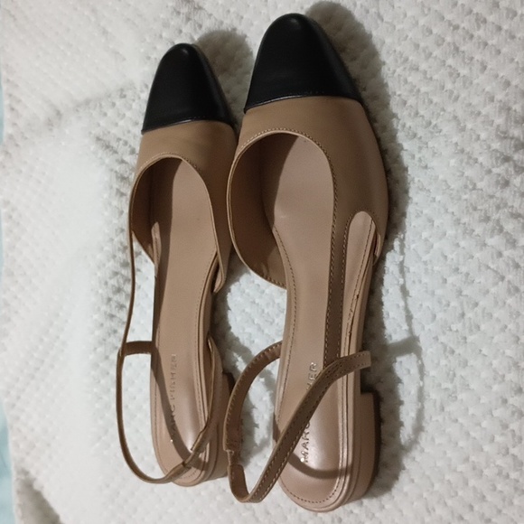Marc Fisher Dela Slingback Flats Size 8 Black/Taupe - Picture 2 of 5